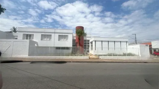 Casa com 4 Quartos à venda, 400m² no Centro, Itapetininga