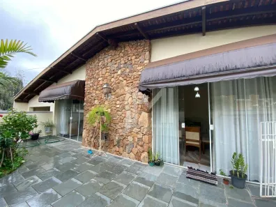 Casa com 3 Quartos à venda, 281m² no Cidade Universitária, Campinas