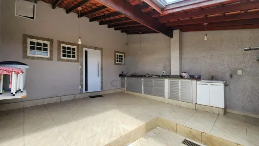 Sobrado com 5 Quartos à venda, 250m² no Jardim Santa Lúcia, Campinas