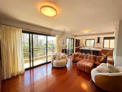 Apartamento com 3 Quartos à venda, 233m² no Cambuí, Campinas