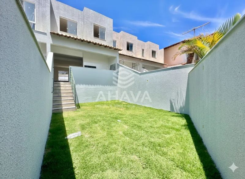Casa com 3 quartos — Planalto, Belo Horizonte
