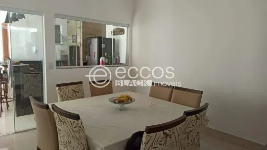 Casa com 3 Quartos à venda, 190m² no Jardim Europa, Uberlândia