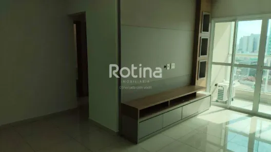 Apartamento com 2 Quartos para alugar, 68m² no Centro, Uberlândia