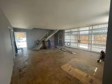 Imóvel Comercial com 8 Quartos para alugar, 226m² no Pacaembu, São Paulo