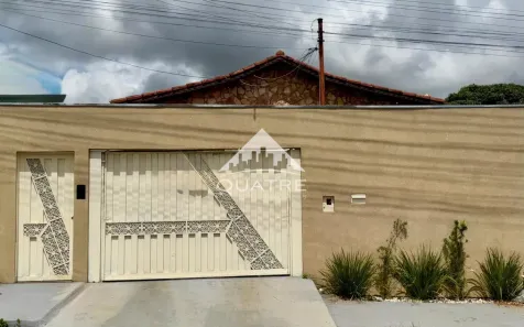 Casa com 3 Quartos à venda, 300m² no Parque Iracema, Anápolis