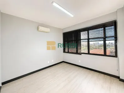 Sala Comercial para alugar, 30m² no Jardim Satélite, São José dos Campos
