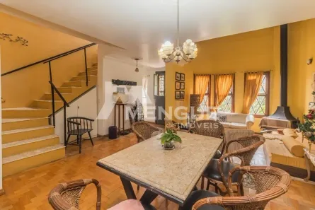 Casa com 3 Quartos à venda, 200m² no Jardim Itu, Porto Alegre
