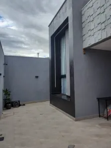Apartamento com 3 Quartos para alugar, 100m² no Maria Turri, Rio das Ostras