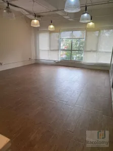 Sala Comercial para alugar, 53m² no Sítio Tamboré Alphaville, Barueri