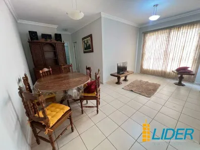Apartamento com 2 Quartos para alugar, 50m² no Centro, Uberlândia