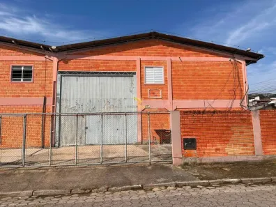 Galpão/Depósito/Armazém para alugar, 303m² no Forquilhinha, São José