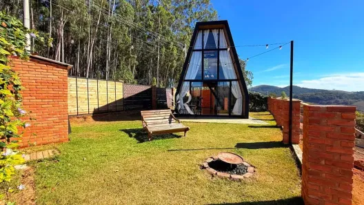 Casa com 1 Quarto à venda, 33m² no Pedro do Rio, Petrópolis
