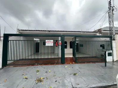 Casa com 3 Quartos para alugar, 150m² no Jardim Bongiovani, Presidente Prudente