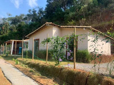 Casa com 3 Quartos para alugar, 115m² no Itaipava, Petrópolis
