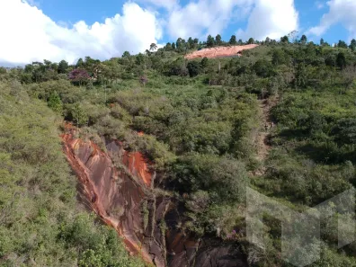 Lote/Terreno à venda, 3020m² no Pedro do Rio, Petrópolis