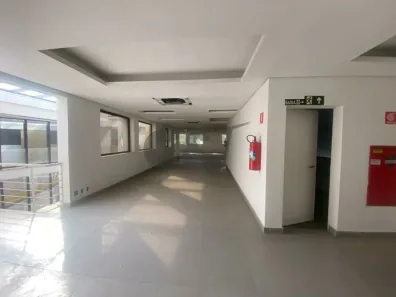 Sala Comercial para alugar, 295m² no Chácara Itaim, São Paulo