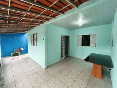 Casa com 3 Quartos à venda, 180m² no Jardim Roriz, Brasília