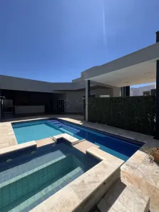 Casa de Condomínio com 3 Quartos para alugar, 200m² no Parque Nova Carioba, Americana