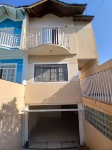 Sobrado com 3 Quartos à venda, 400m² no Jardim Leila, Guarulhos