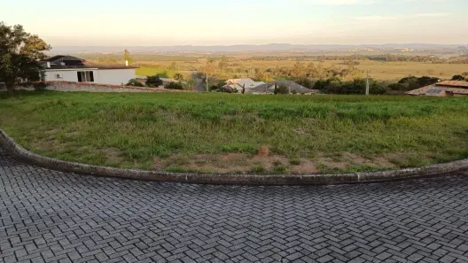 Lote/Terreno à venda, 1001m² no Condomínio Colinas do Parahyba, São José dos Campos