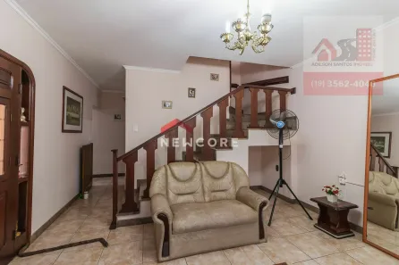 Sobrado com 3 Quartos à venda, 239m² no Jardim Carlos Gomes, Pirassununga