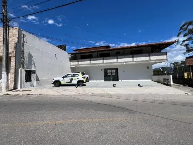 Ponto Comercial para alugar, 110m² no Ponta de Baixo, São José