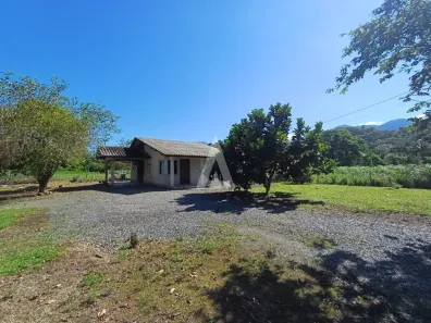Fazenda/Sítio com 3 Quartos à venda, 240m² no Pirabeiraba (Pirabeiraba), Joinville