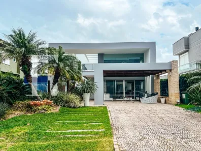 Sobrado com 4 Quartos à venda, 270m² no , Xangri-lá