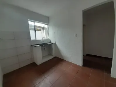 Casa com 1 Quarto para alugar, 40m² no Vila Zat, São Paulo