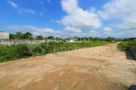 Lote/Terreno à venda, 10m² no Estância Leao Novaes, Peruíbe