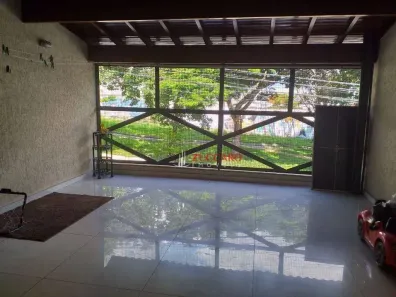 Sobrado com 3 Quartos à venda, 229m² no Jardim Gracinda, Guarulhos