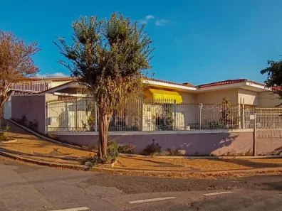 Casa com 3 Quartos à venda, 150m² no Vila Georgina, Campinas