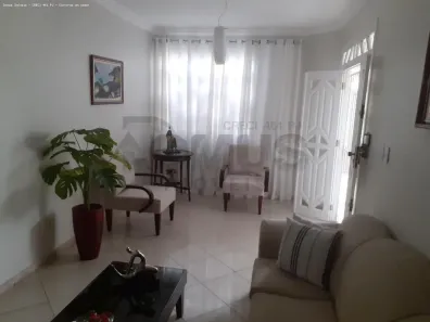 Casa com 4 Quartos à venda, 180m² no Luzia, Aracaju