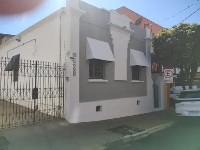 Imóvel Comercial com 4 Quartos para alugar, 139m² no Centro, Araraquara