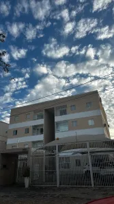 Apartamento com 3 Quartos para alugar, 80m² no Jardim Gonzaga, Juazeiro do Norte