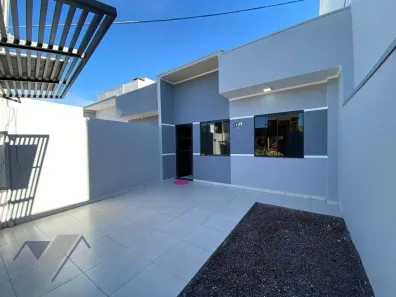 Casa com 3 Quartos à venda, 65m² no Esmeralda, Cascavel