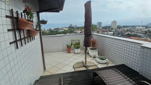 Apartamento com 4 Quartos à venda, 150m² no Centro, Caraguatatuba