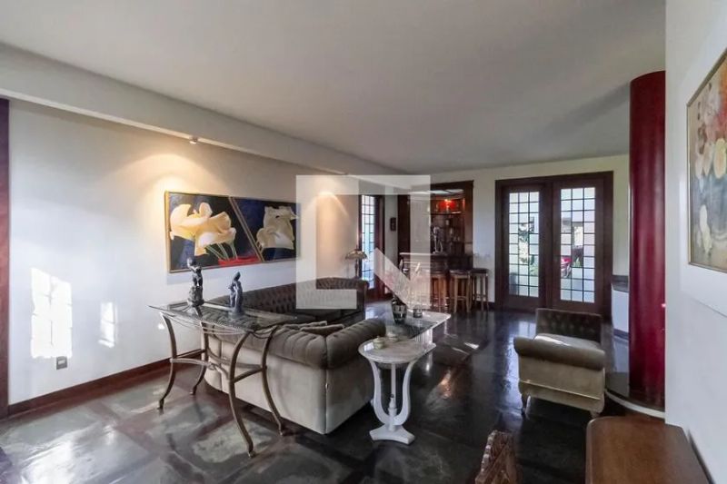 Casa com 4 quartos — Bandeirantes (Pampulha), Belo Horizonte