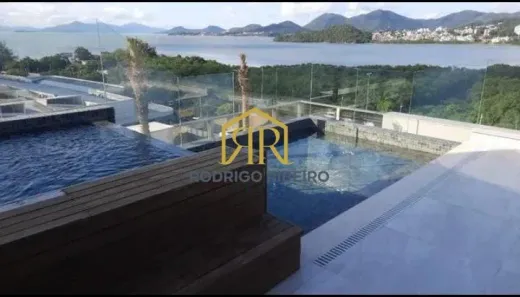 Apartamento com 3 Quartos à venda, 117m² no Agronômica, Florianópolis