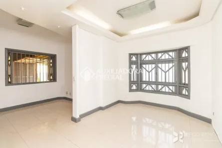 Casa com 3 Quartos para alugar, 175m² no Santana, Porto Alegre