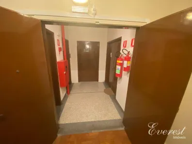 Sala Comercial para alugar, 100m² no República, São Paulo
