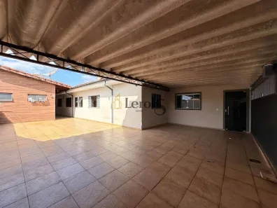 Casa com 3 Quartos à venda, 65m² no Parque Industrial, Itu