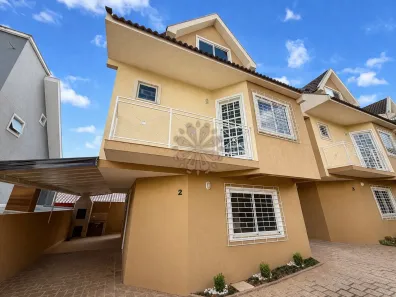 Sobrado com 3 Quartos à venda, 133m² no Santa Felicidade, Curitiba