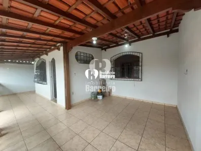 Casa com 4 Quartos à venda, 360m² no Palmares - 1ª Seção (Parque Durval de Barros), Ibirité