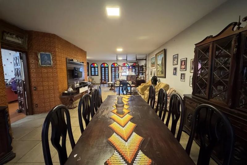 Casa com 7 quartos — Serra, Belo Horizonte