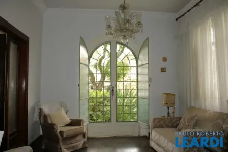 Sobrado com 4 Quartos à venda, 250m² no Vila Monumento, São Paulo