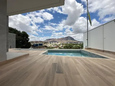 Casa com 4 Quartos à venda, 442m² no Grã-Duquesa, Governador Valadares