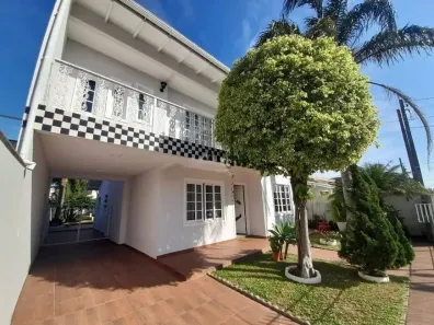 Casa com 3 Quartos à venda, 206m² no Carianos, Florianópolis
