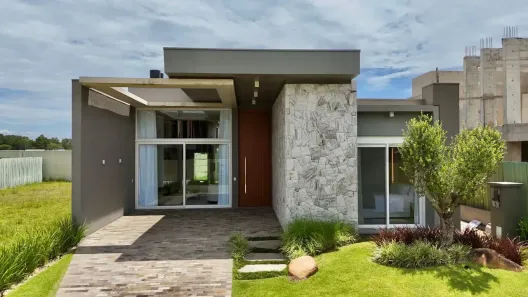 Casa de Condomínio com 4 Quartos à venda, 187m² no Curumim, Capão da Canoa