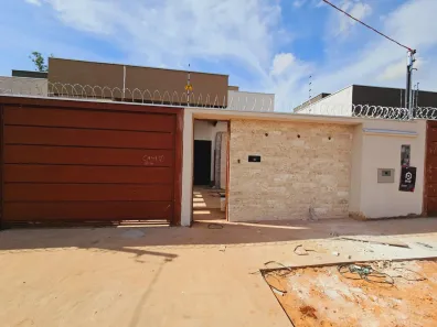 Casa com 3 Quartos à venda, 70m² no Parque Residencial Rita Vieira, Campo Grande